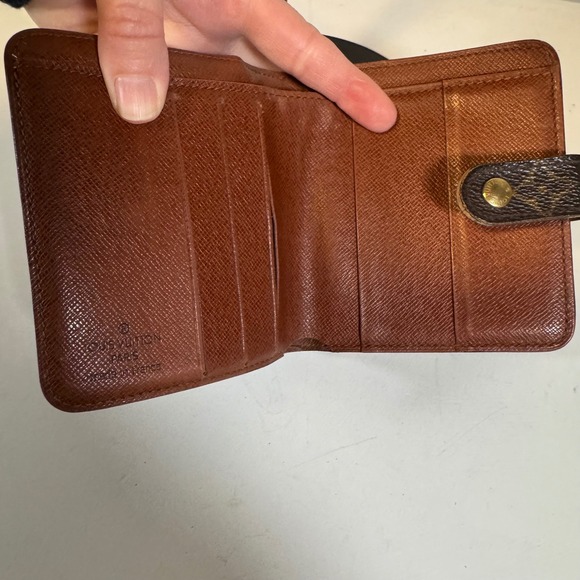 Louis Vuitton Monogram Canvas Bifold Wallet - Picture 8 of 12